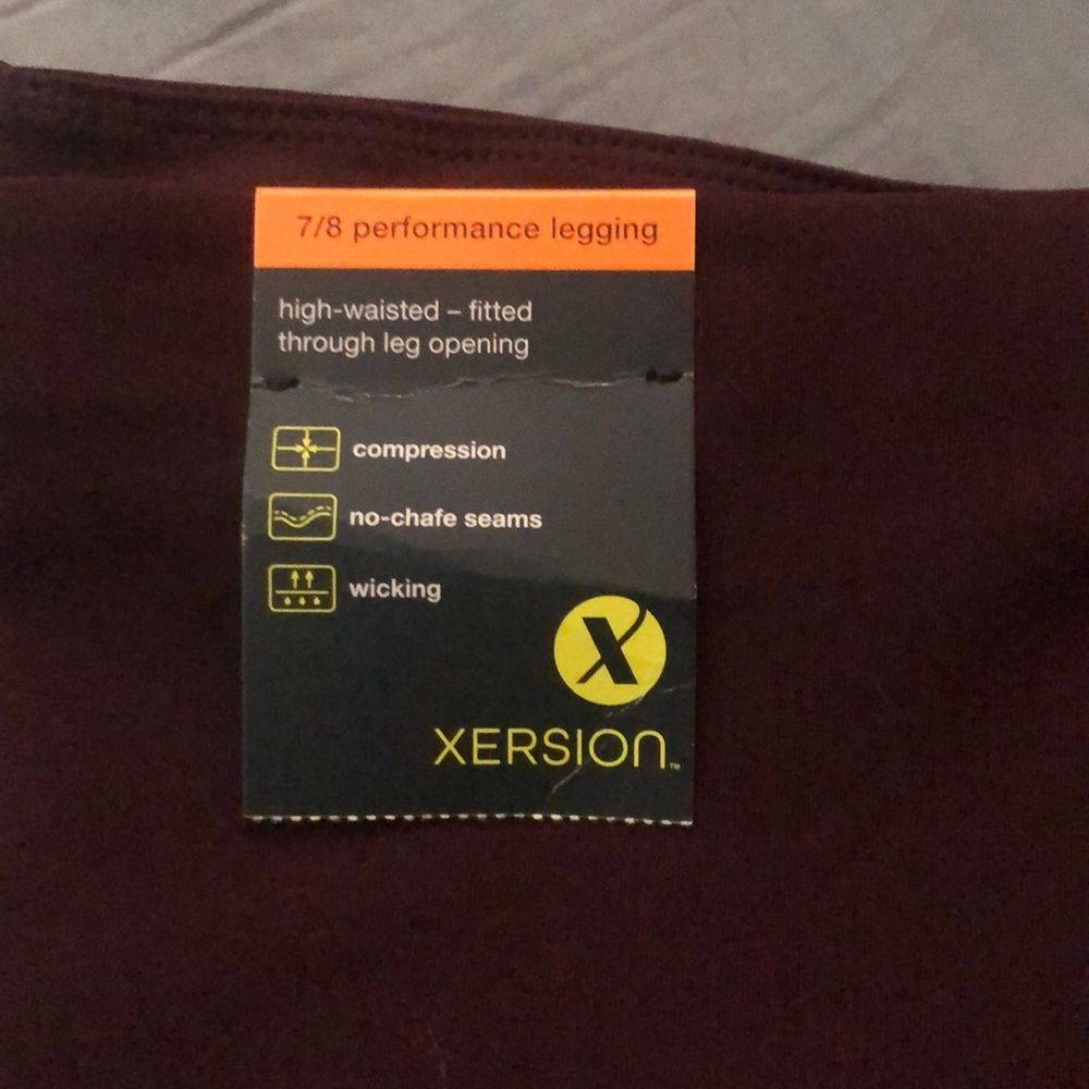 Xersion leggings , BRAND NEW with tag SOLD - Picture 2 of 4